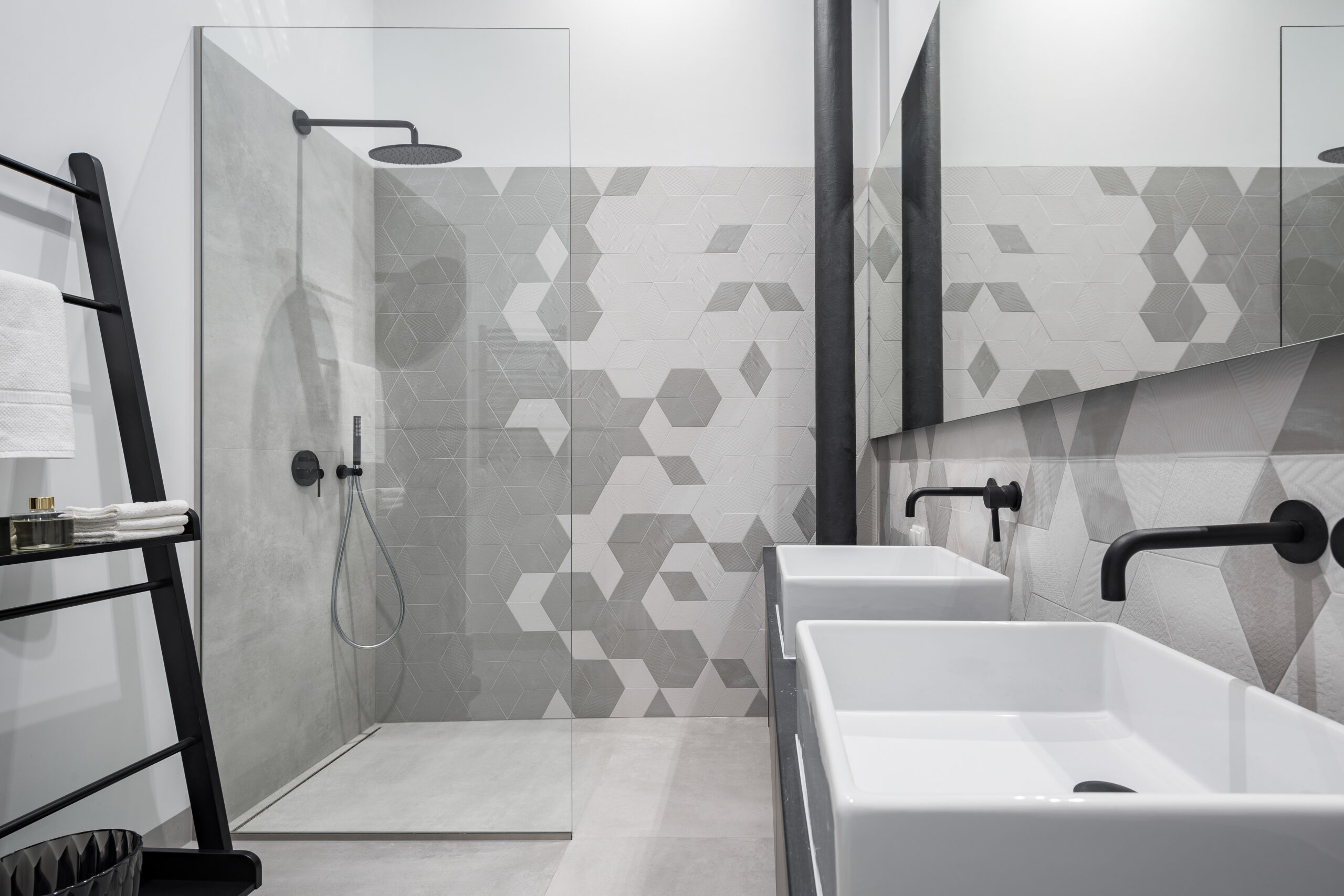 Wanne zur Dusche