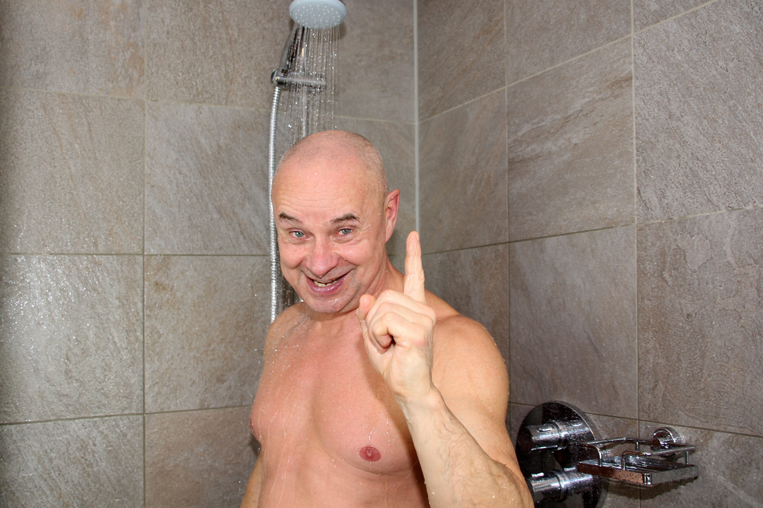 Badewanne mit Tür